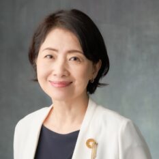 尚己鷲見 